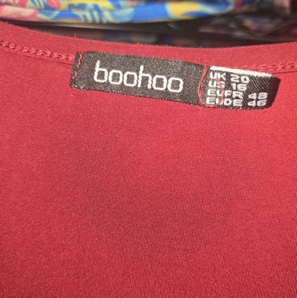 NWOT BOOHOO 16 Plus Lace Trim V Neck Cold Shoulder Top - Picture 4 of 5